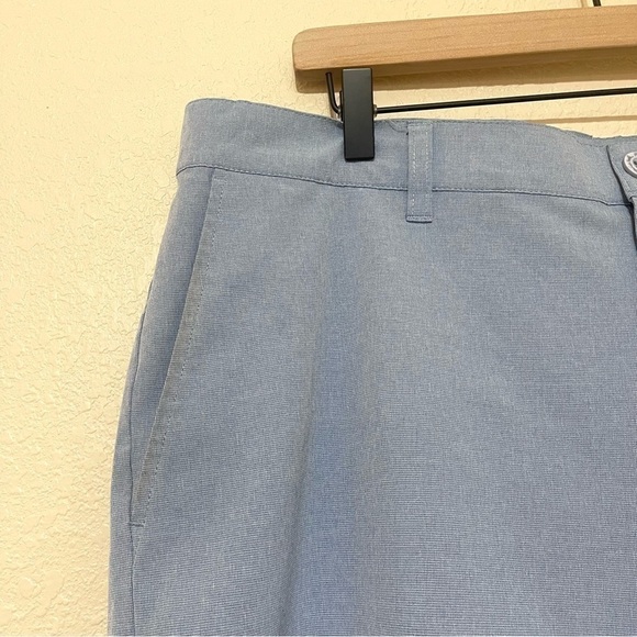 Travis Mathew Blue Beck Short Size 40 Men - Picture 10 of 10